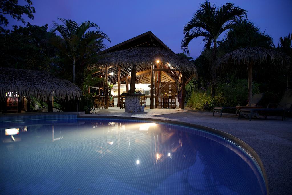 Hotel Suizo Loco Lodge & Resort กาอุยตา ภายนอก รูปภาพ