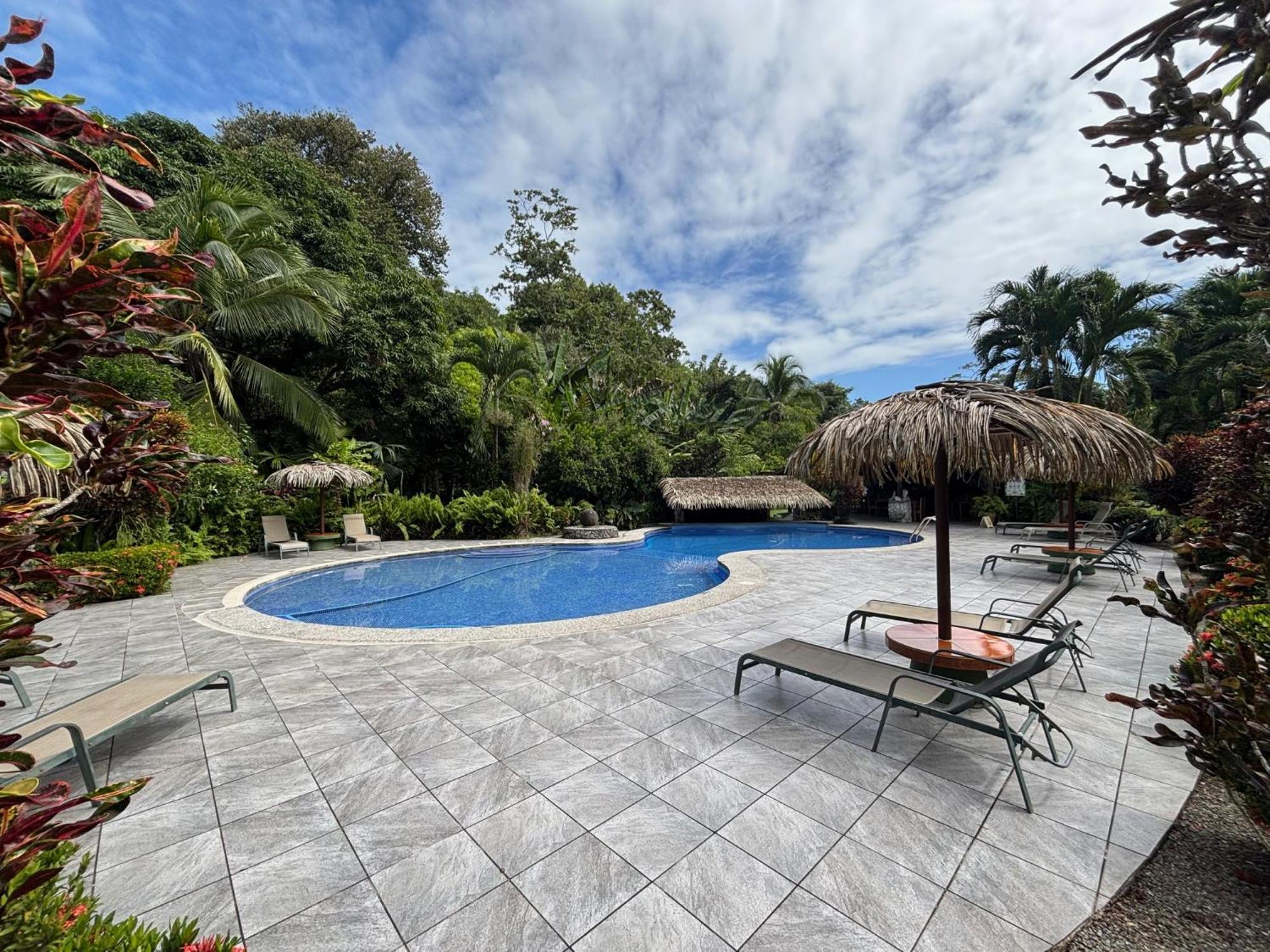 Hotel Suizo Loco Lodge & Resort กาอุยตา ภายนอก รูปภาพ