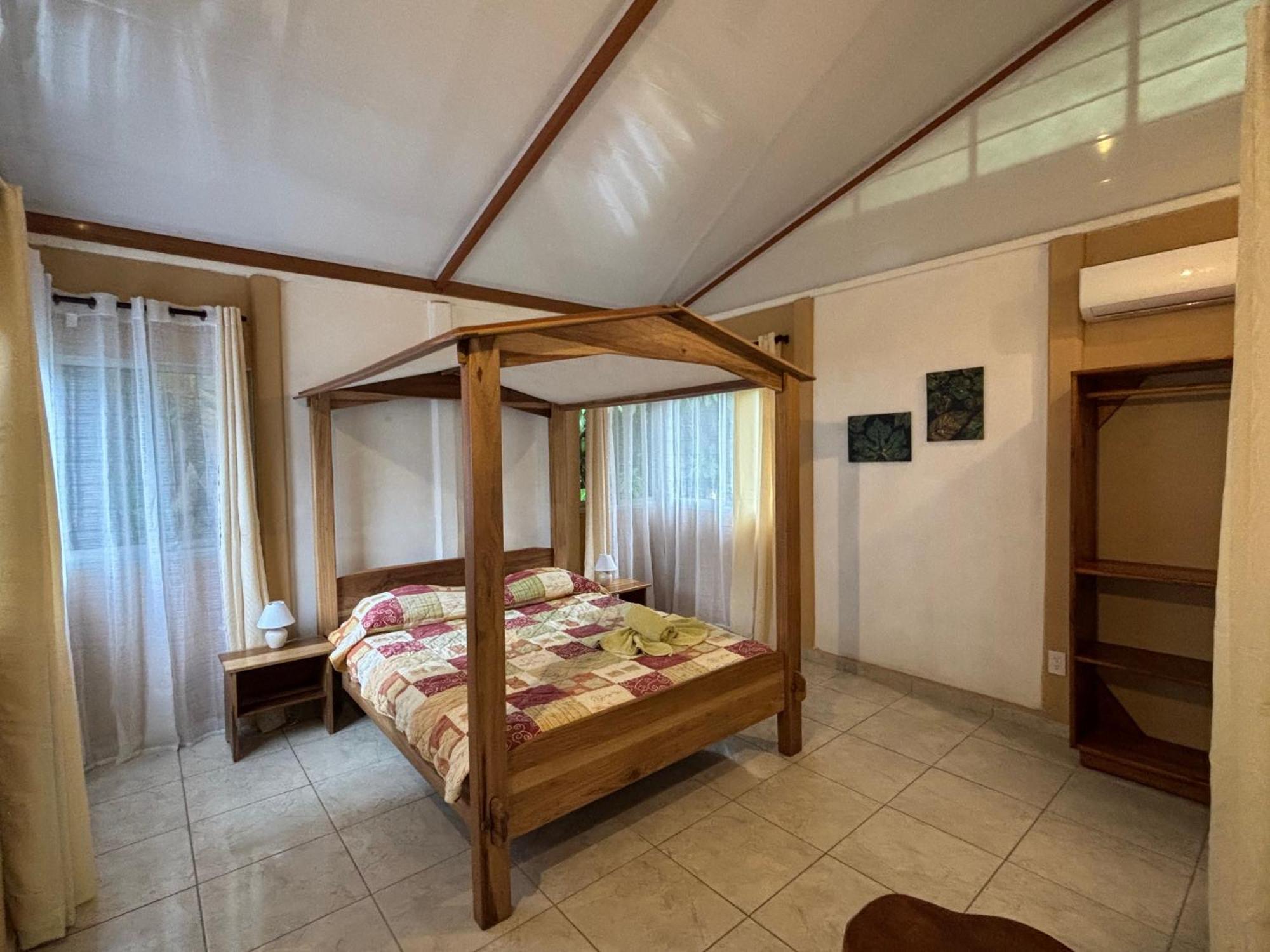 Hotel Suizo Loco Lodge & Resort กาอุยตา ภายนอก รูปภาพ