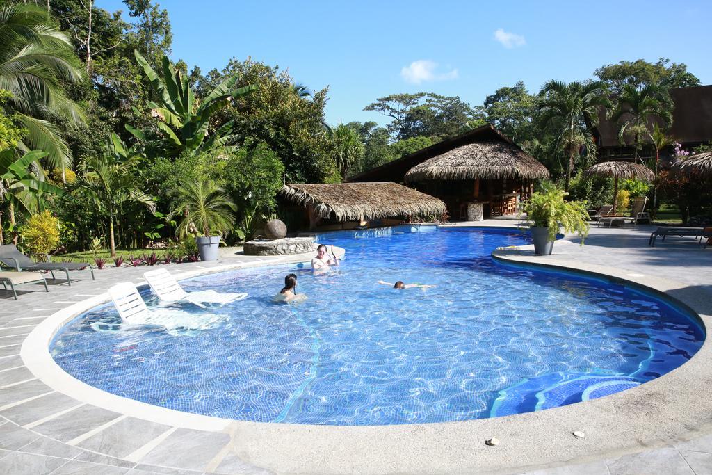 Hotel Suizo Loco Lodge & Resort กาอุยตา ภายนอก รูปภาพ